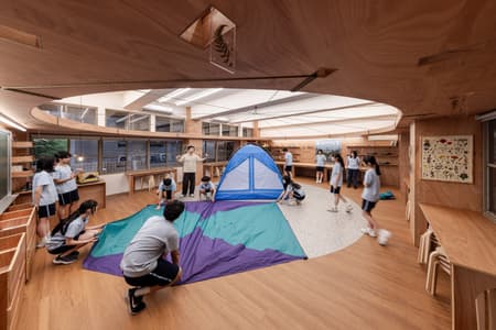 Qingshan Forest Junior High School Classroom